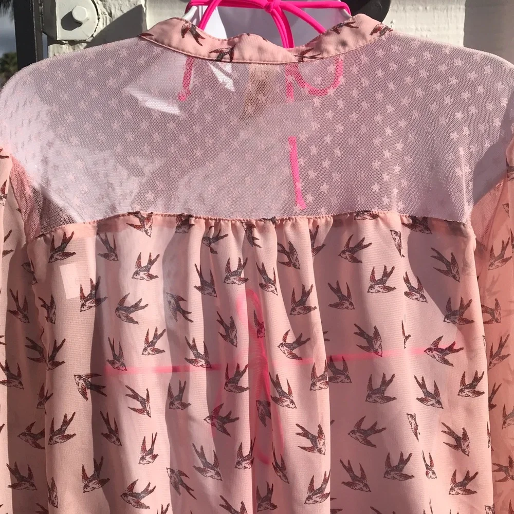was $18 No boundaries s13 swallow tail top button down